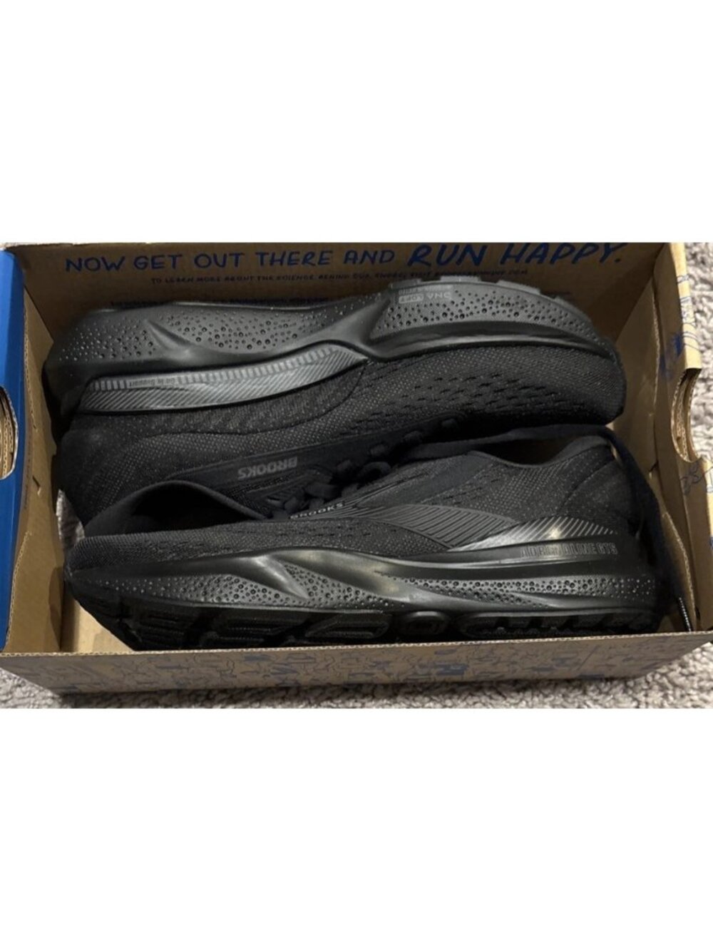 Size 6 B Brooks Women Adrenaline GTS 24 Running Shoes Support Medium Black